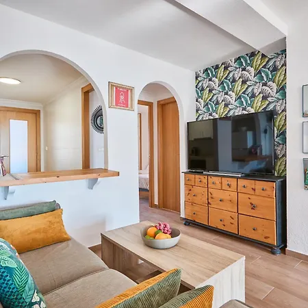 Naufragos - By Welcomely Apartman *