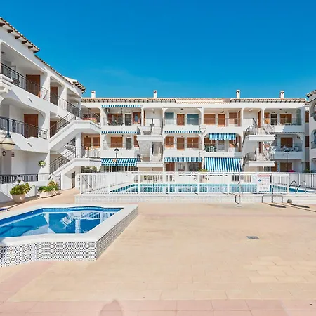 Naufragos - By Welcomely Torrevieja