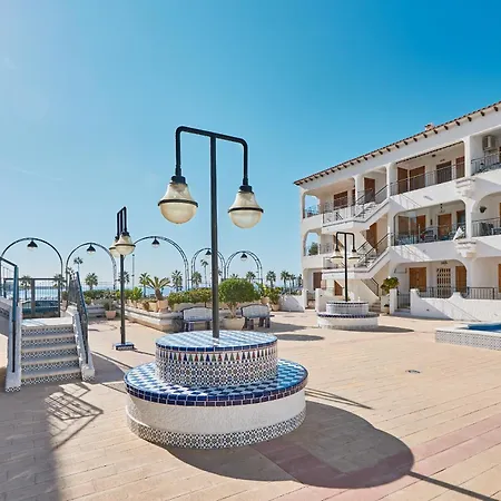 Apartman Naufragos - By Welcomely *