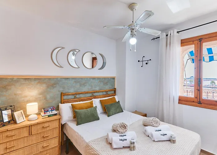 Naufragos - By Welcomely Lägenhet