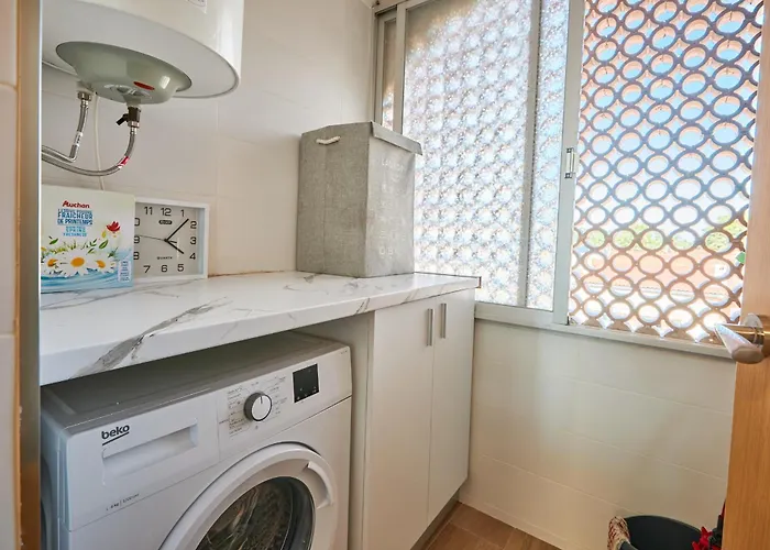 Naufragos - By Welcomely